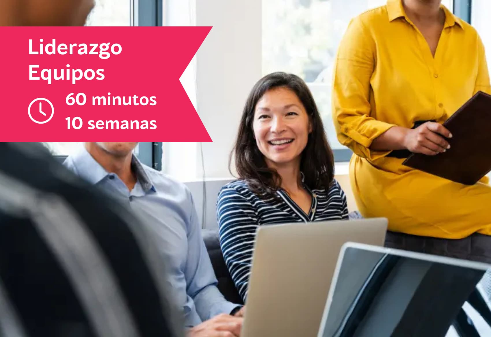 Equipo en sesión Inteligencia Emocional en empresa